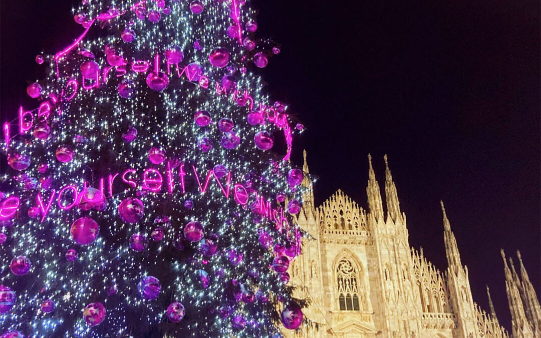 Milano, l’albero di Natale targato VeraLab uno dei più belli degli ultimi anni.